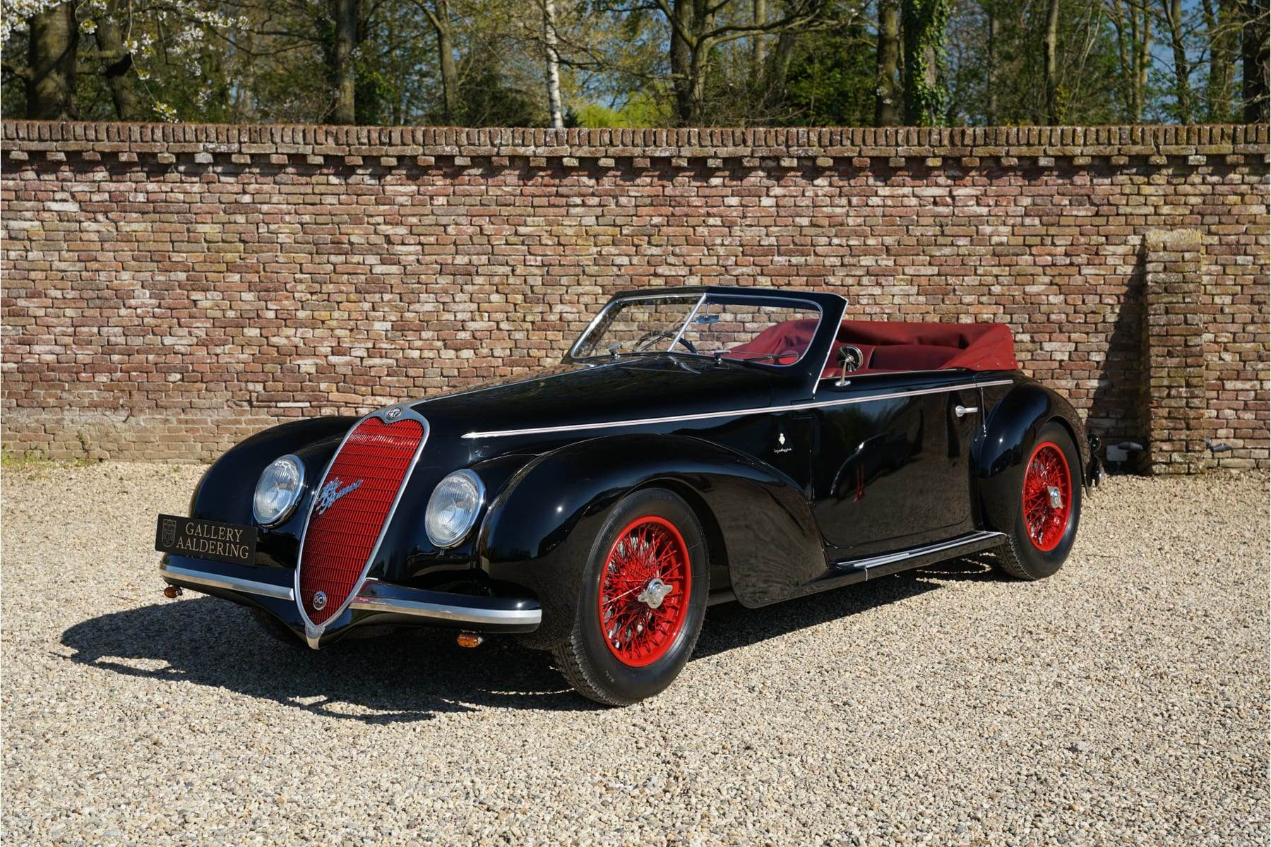 Alfa Romeo 6C 2500 Sport Convertible, 1939, at Gallery Aaldering.