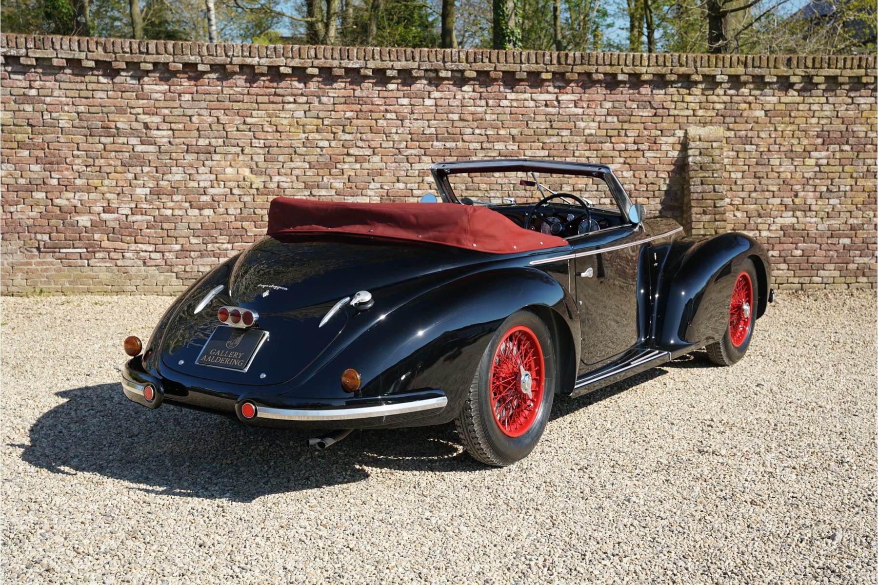 Alfa Romeo 6C 2500 Sport Convertible, 1939 — photograph 2.