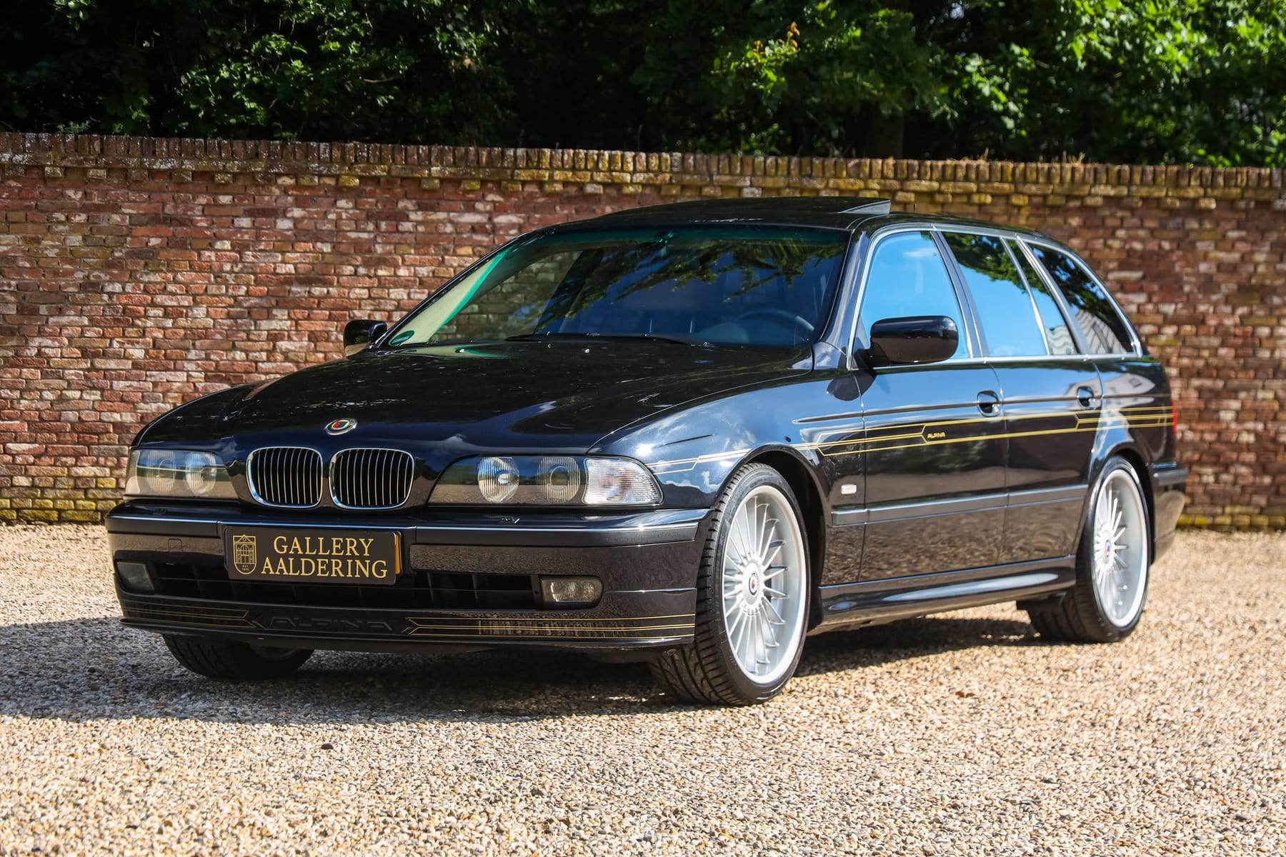 Alpina B10 V8 Touring, 1998, at Gallery Aaldering.