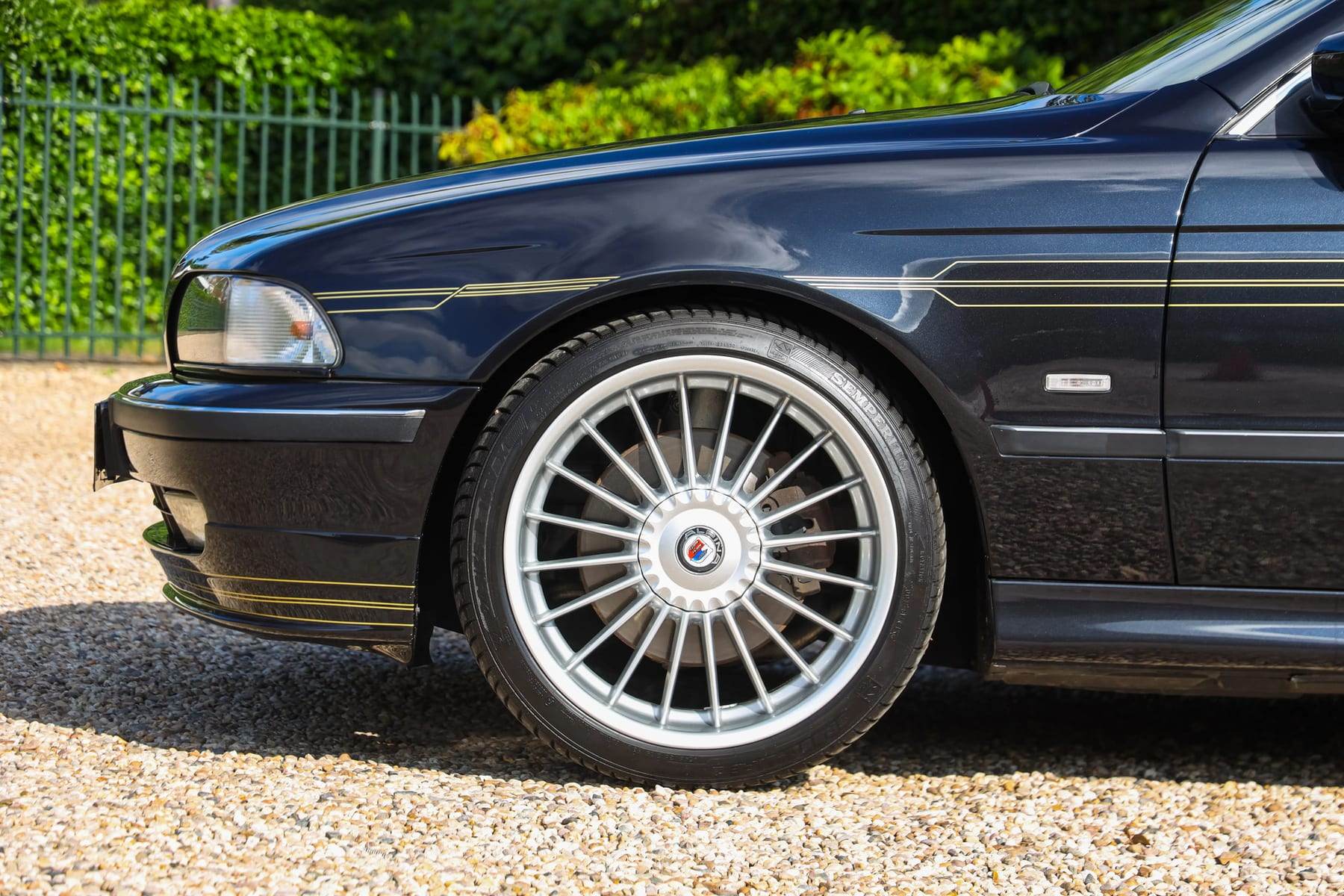 Alpina B10 V8 Touring, 1998 — photograph 9.