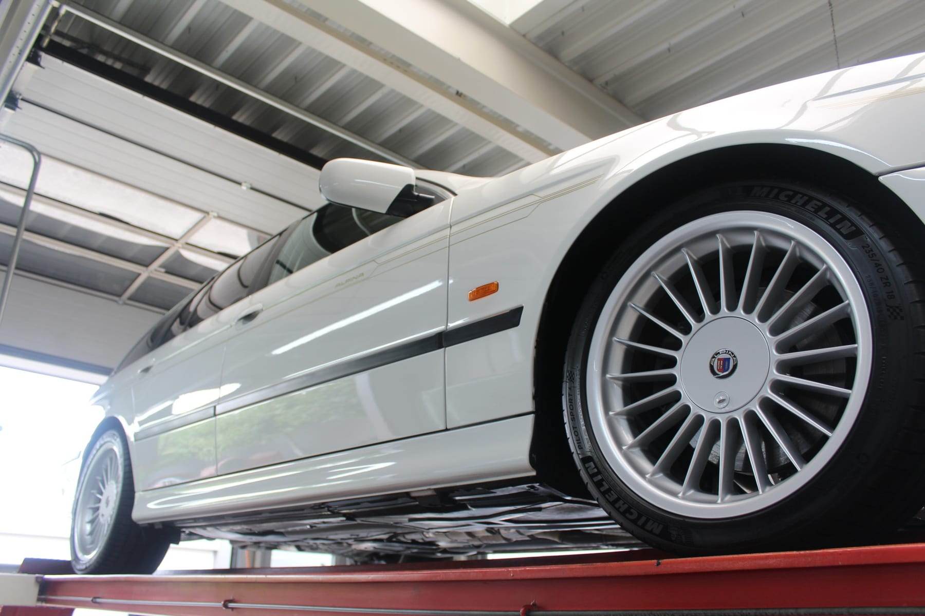 Alpina B10 V8 Touring, 2000 — photograph 9.