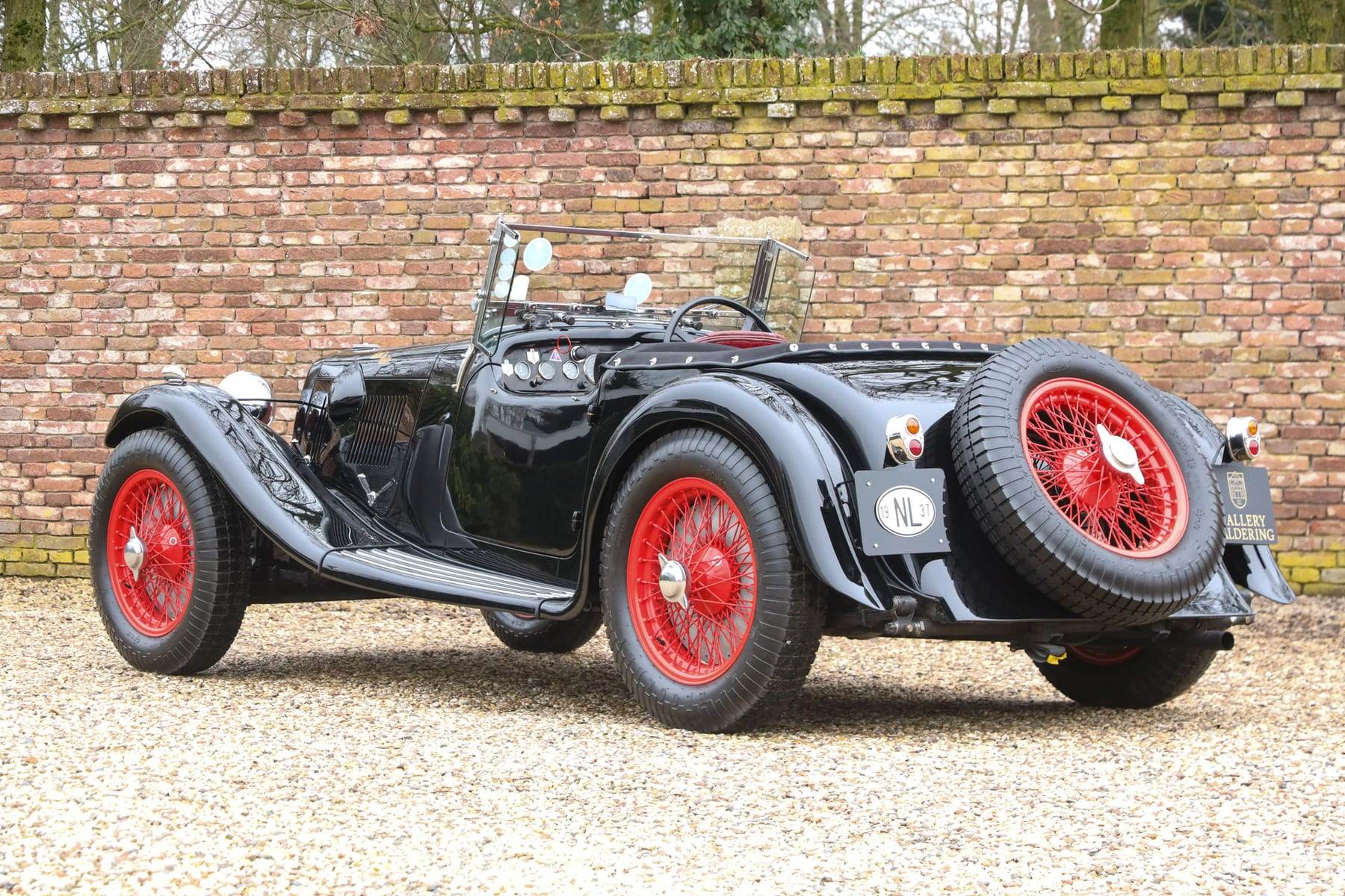 Aston Martin 2 Litre Speed Model, 1937 — photograph 2.