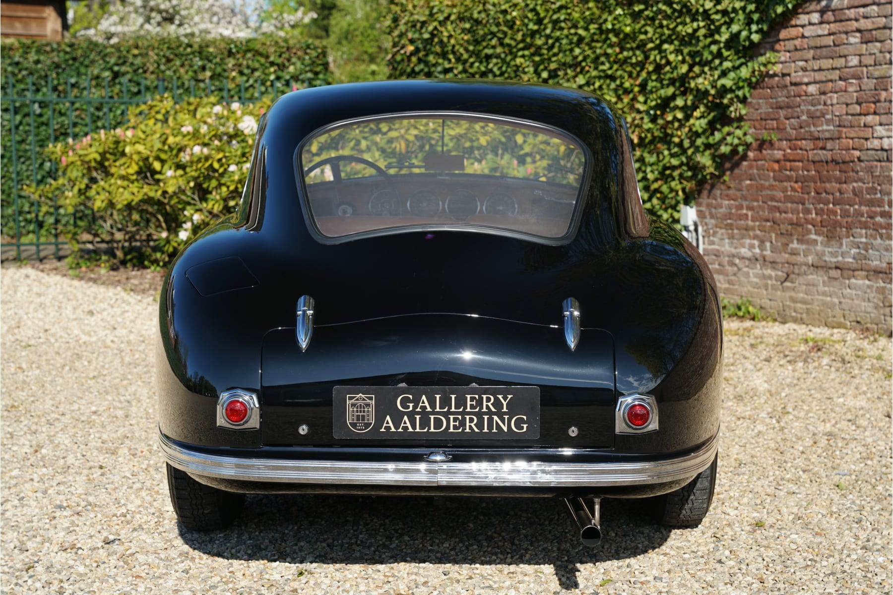 Aston Martin DB2 Sports Saloon, 1952 — photograph 7.