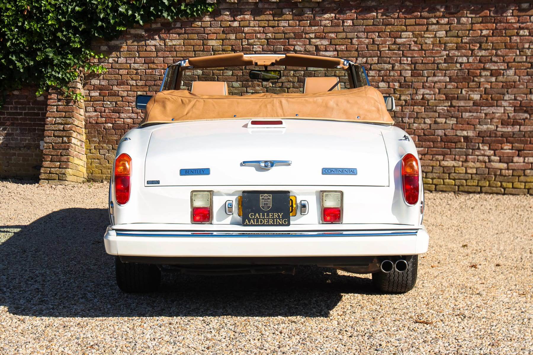 Bentley Continental IV, 1994 — photograph 6.