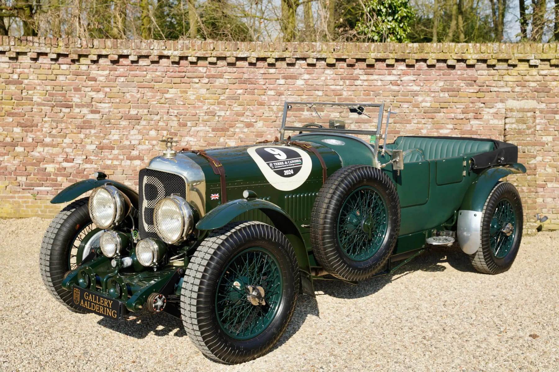 Bentley Speed Eight SHORT CHASSIS, 1948, at Gallery Aaldering.