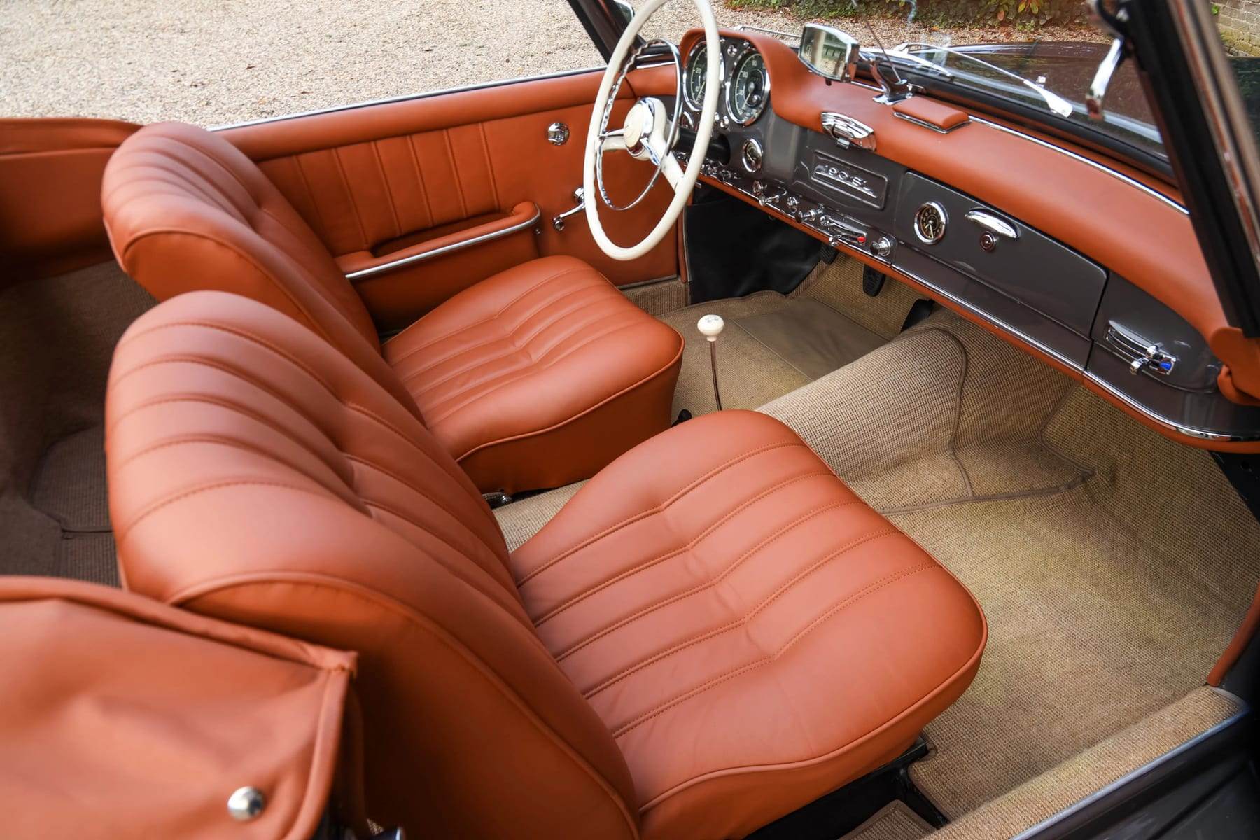 Mercedes-Benz 190 SL, 1960 — photograph 10.