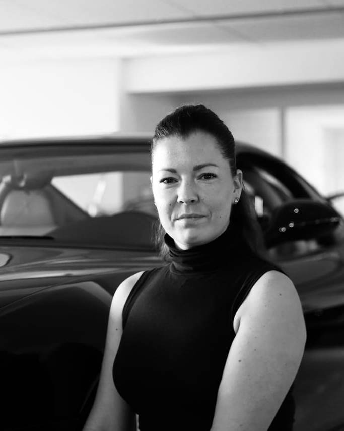 Michelle van den Hove, finance at Gallery Aaldering.