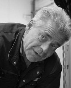 Peter van Dongeren, mechanic at Gallery Aaldering.