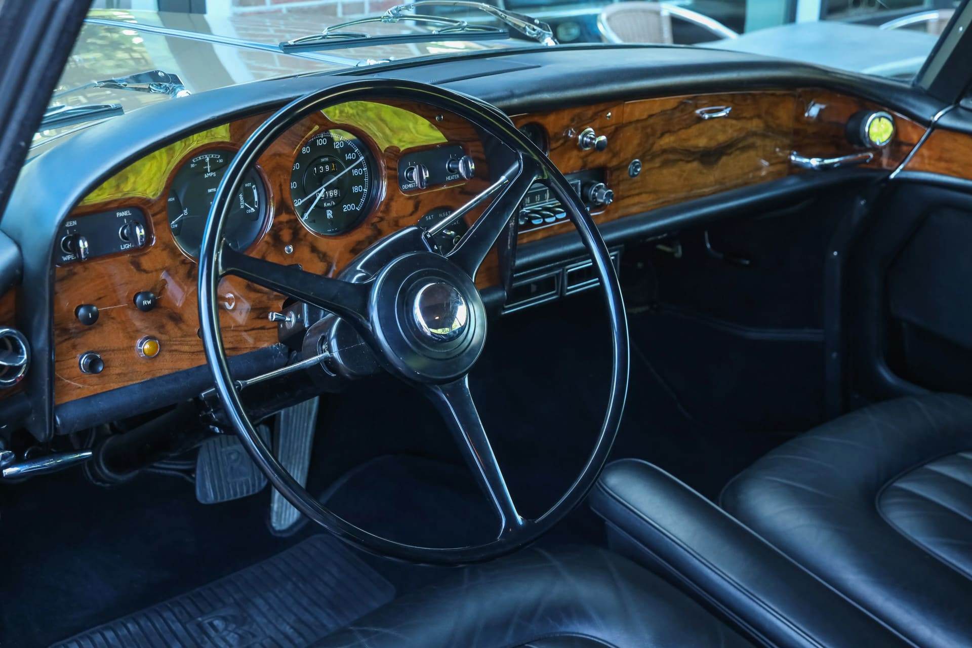 Rolls-Royce Silver Cloud III, 1965 — photograph 2.