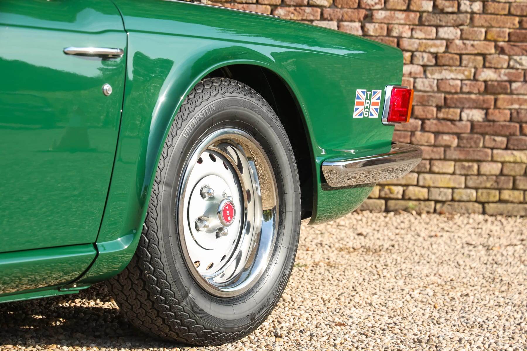 Triumph TR6, 1976 — photograph 17.