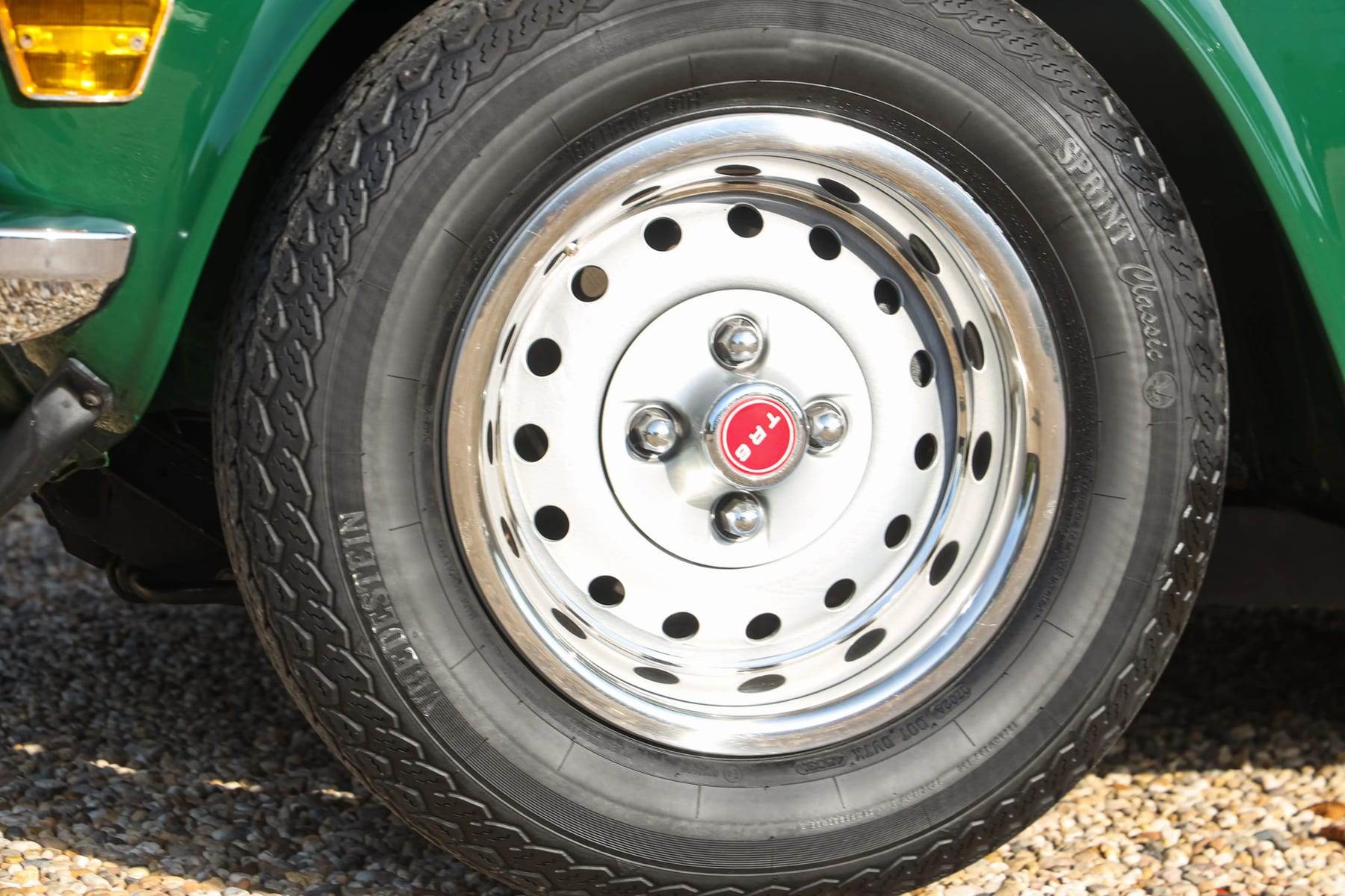 Triumph TR6, 1976 — photograph 8.